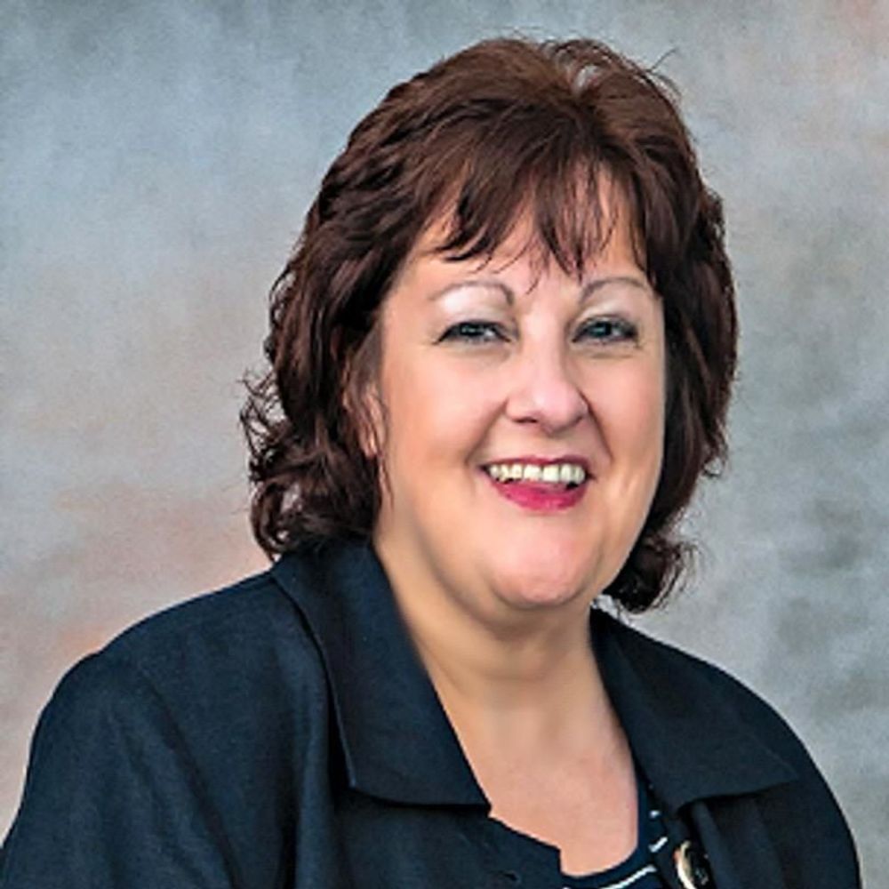 Meet your Posher, Sandra